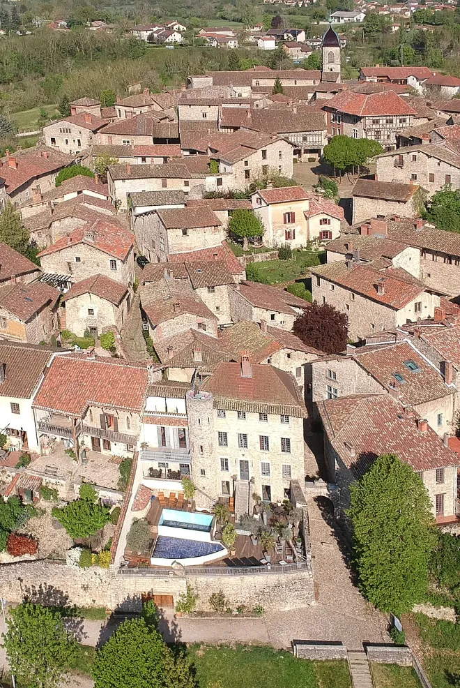 Pérouges