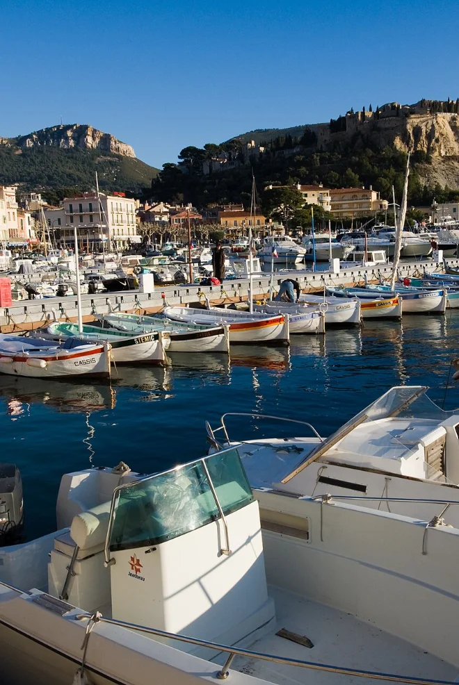 Cassis port
