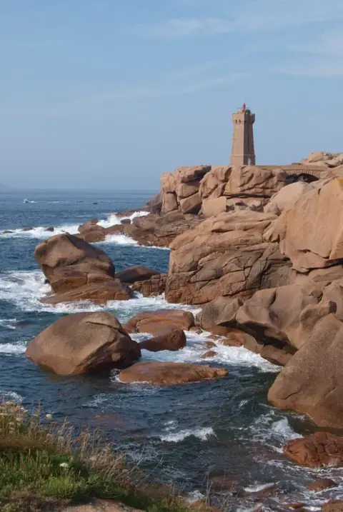 Côte de granit rose Ploumanac h
