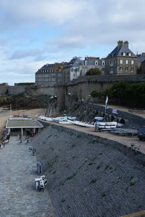 Saint-Malo remparts